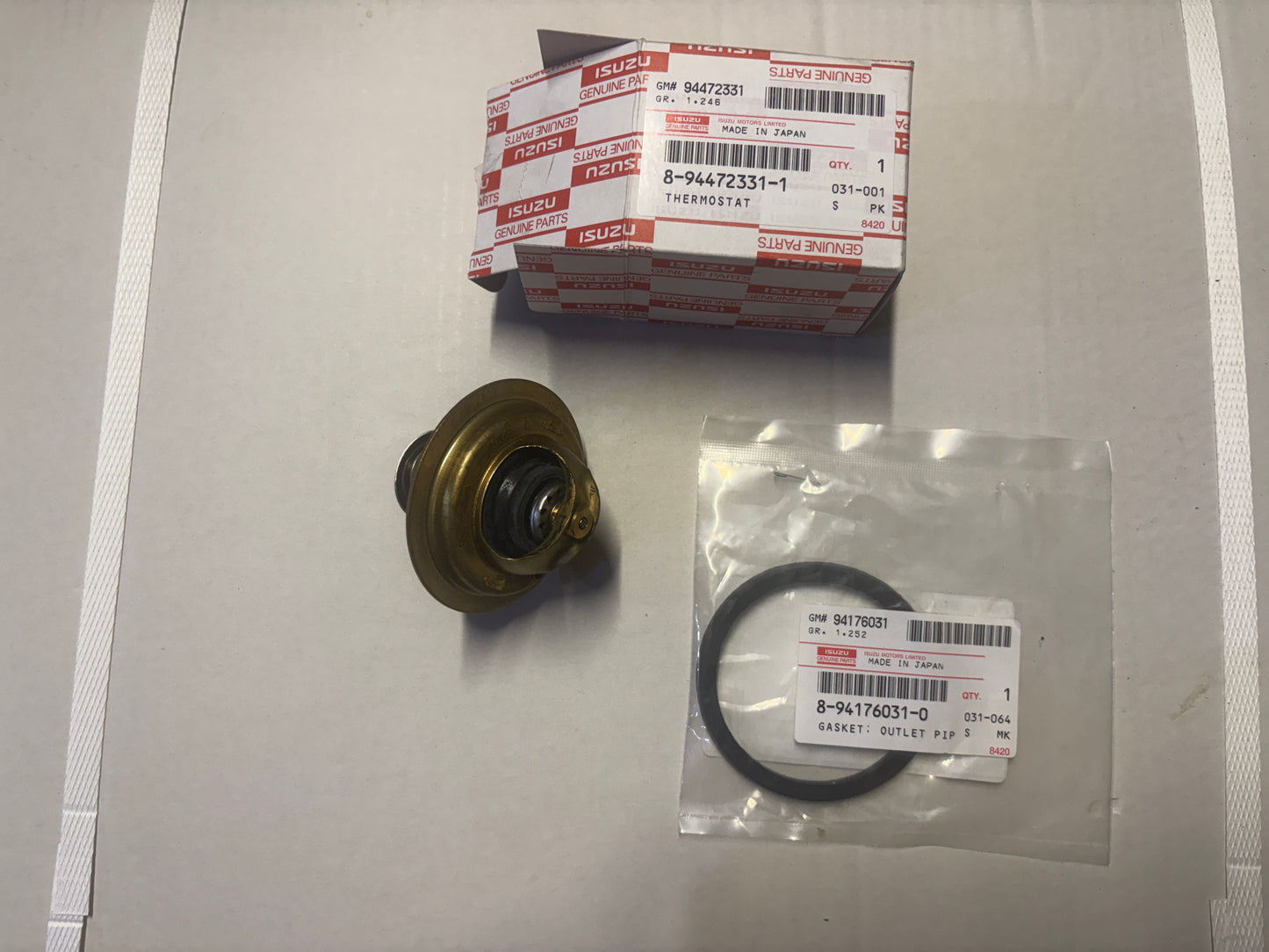 4BD1 Perentie Thermostat and Gasket Genuine